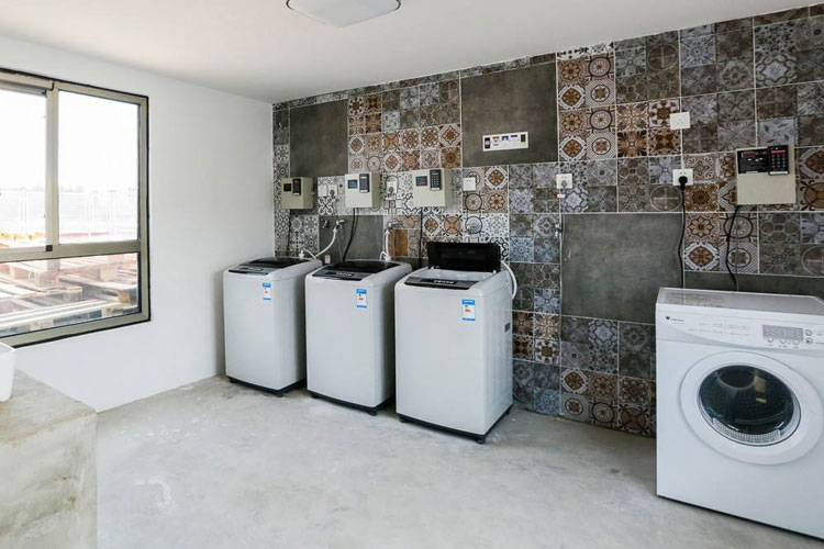 用除濕機為楓木家具保養