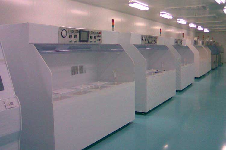 1530866246584915.jpg 半導體生產車間.jpg