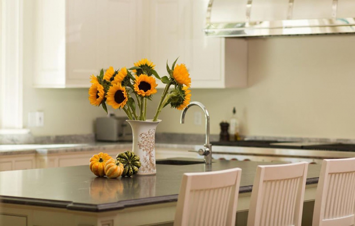 除濕機(jī)是什么原理 除濕機(jī)是什么原理