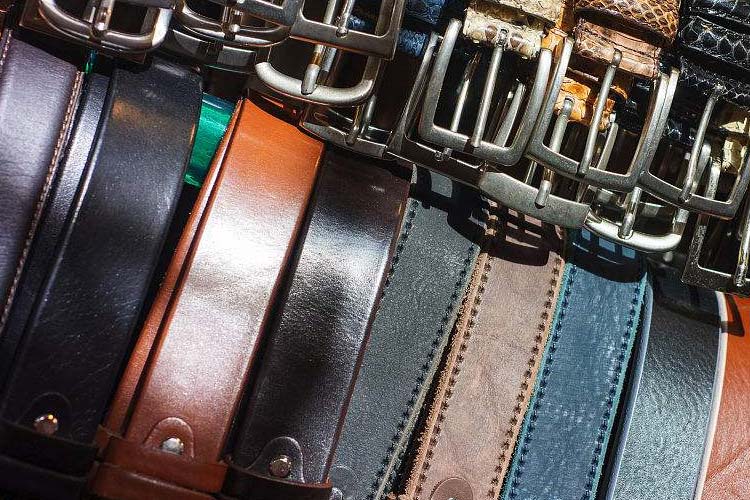 拒絕“霉”雨季 墻面回潮發霉巧預防